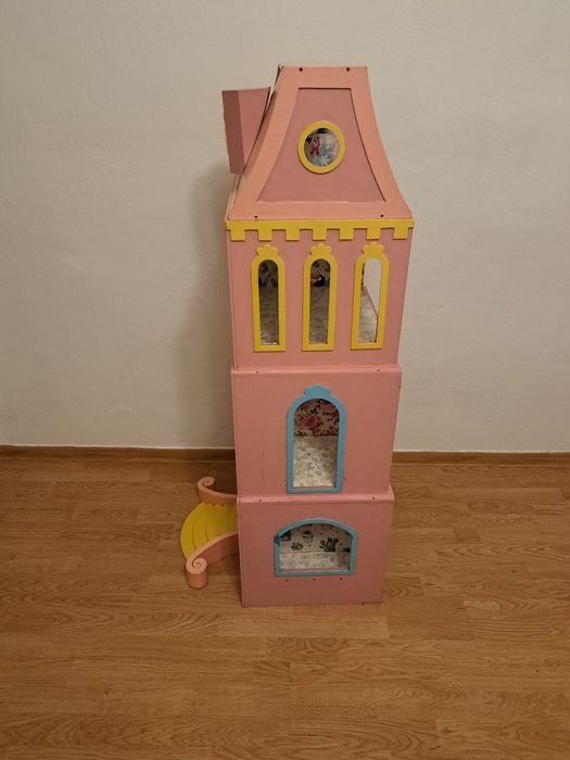 Domek dla Lalek..
