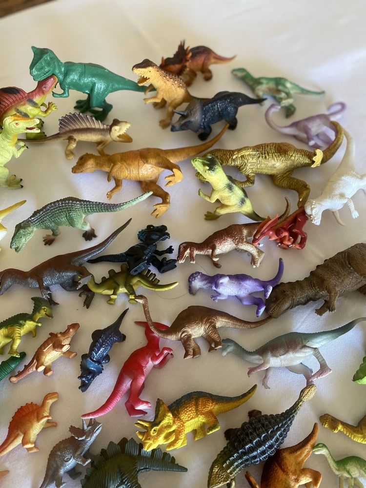 55 Dinossauros todos impecaveis