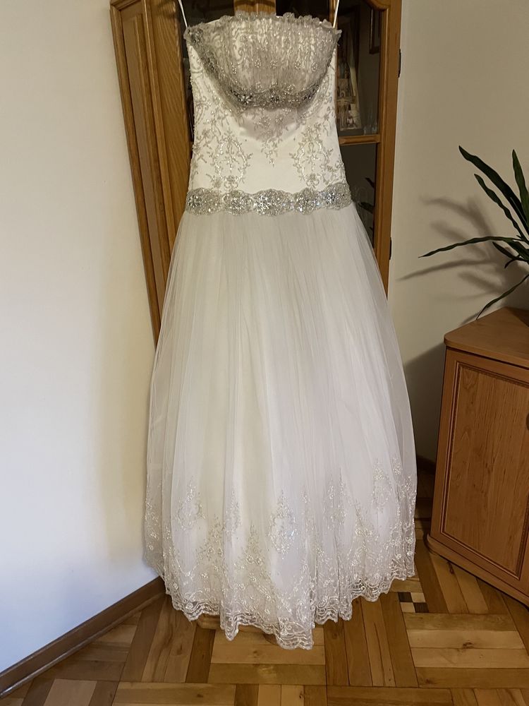 Piękna suknia ślubna, 170cm, r.36/38 princessa