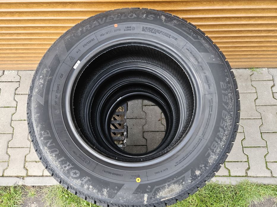 Nowe opony całoroczne 215/65/16C