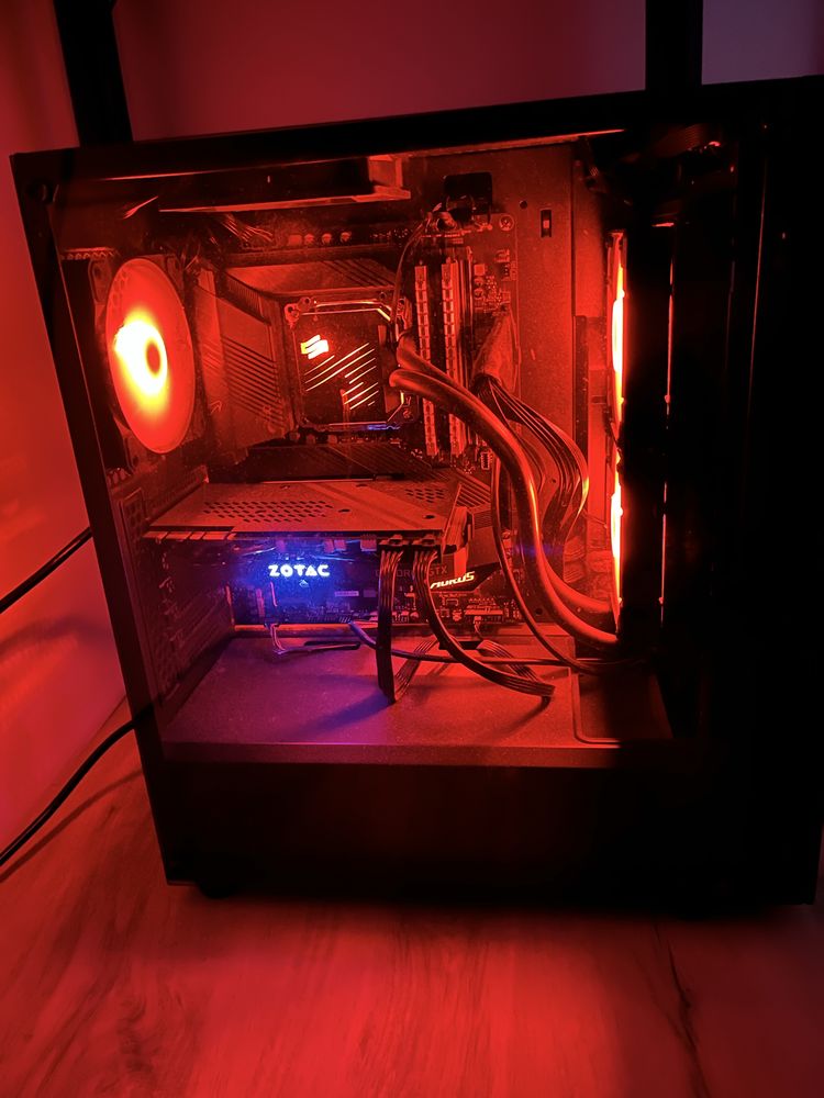 Komputer gameingowy ssd msi  i7 11700k 8 rdzeni gtx 1080 ti 32gb ram