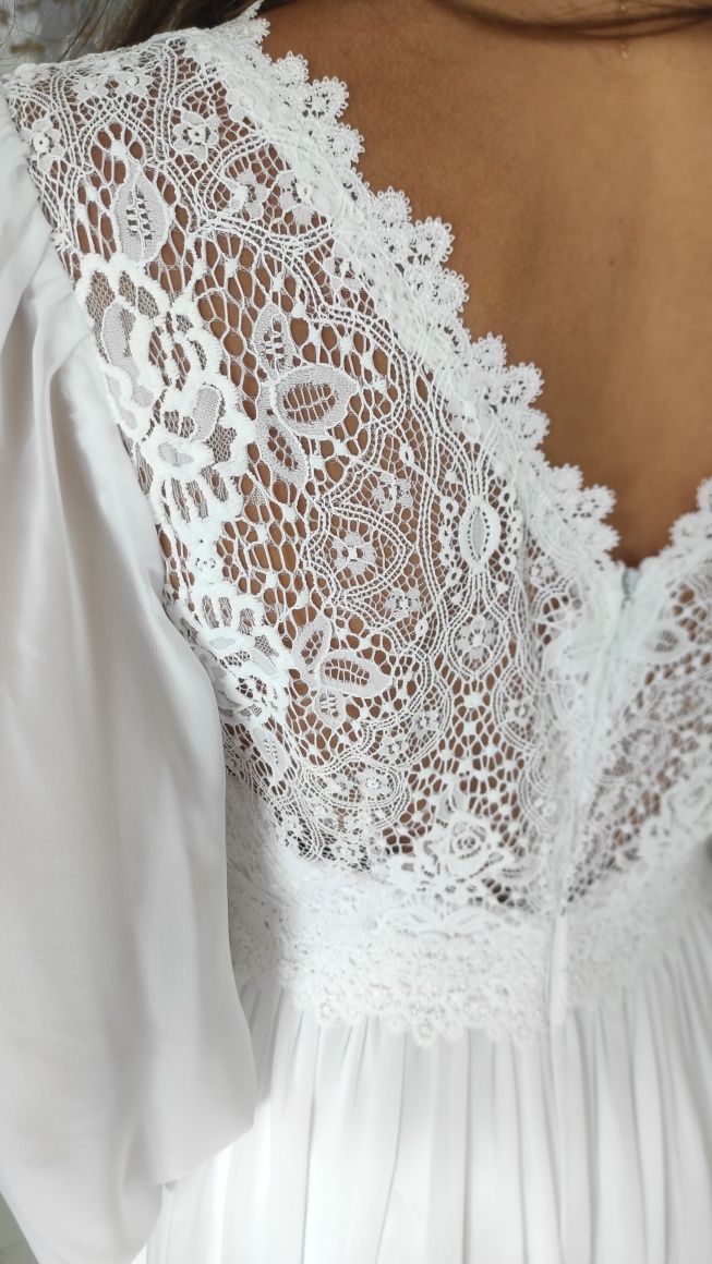 Śliczna suknia ślubna Biała Boho S Nowa