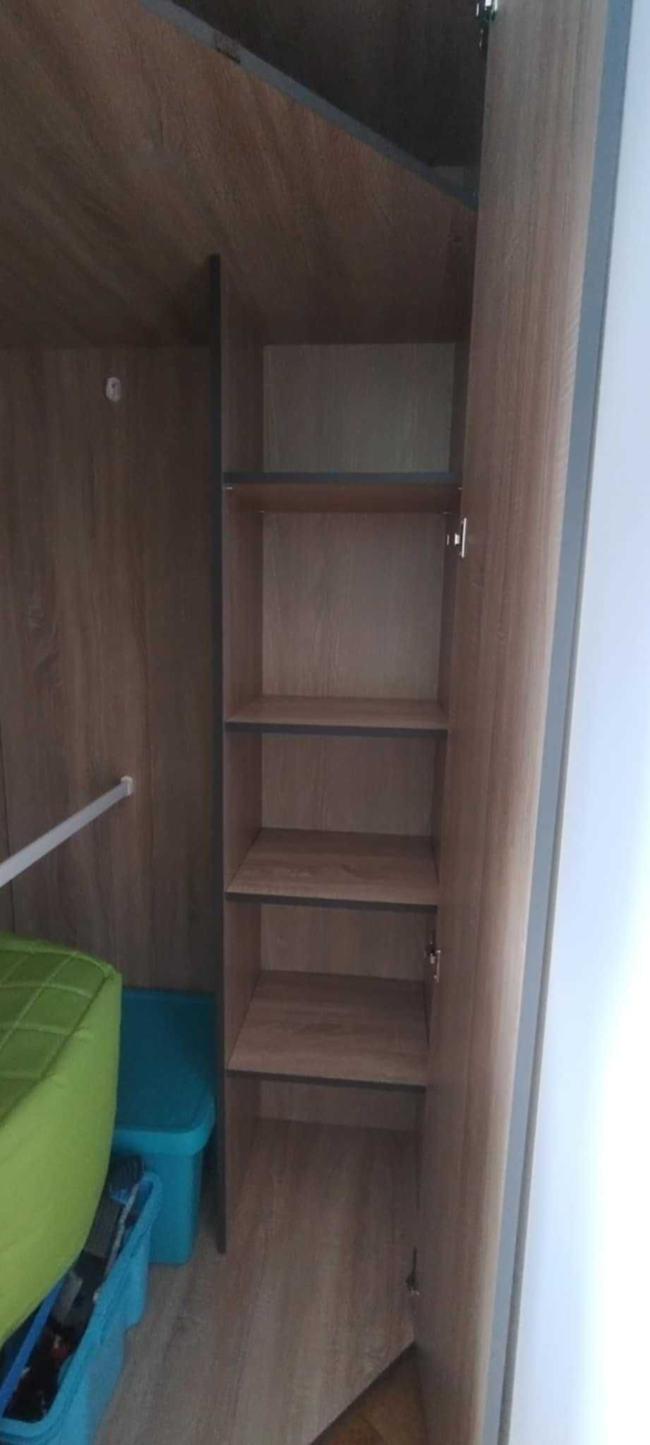Zestaw mebli młodzieżowych, stan dobry