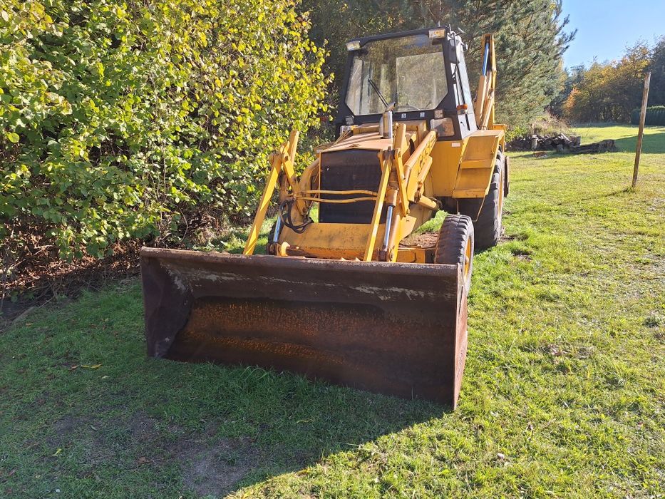 Koparko-ładowarka Case 580f