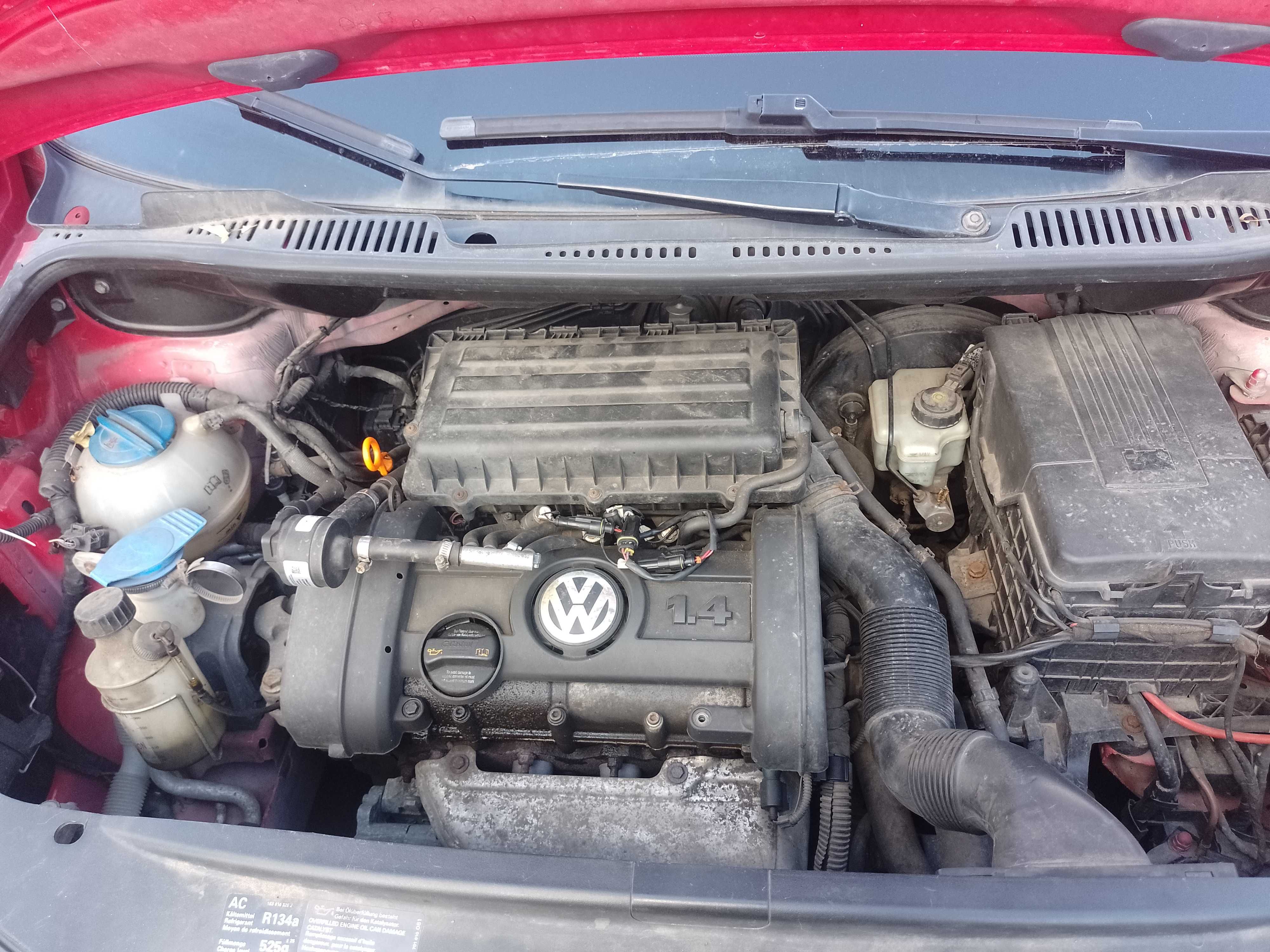 Sprzedam Volkswagen Caddy 1.4 16V EURO 4 benzyna -gaz z haki-em