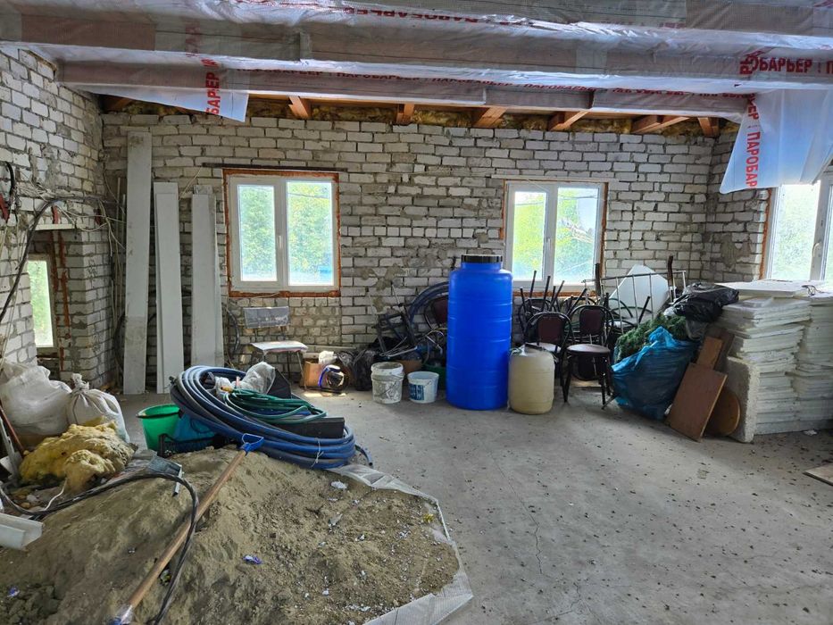 Продам комерційне приміщення 225 м² під бізнес , смт. Високий