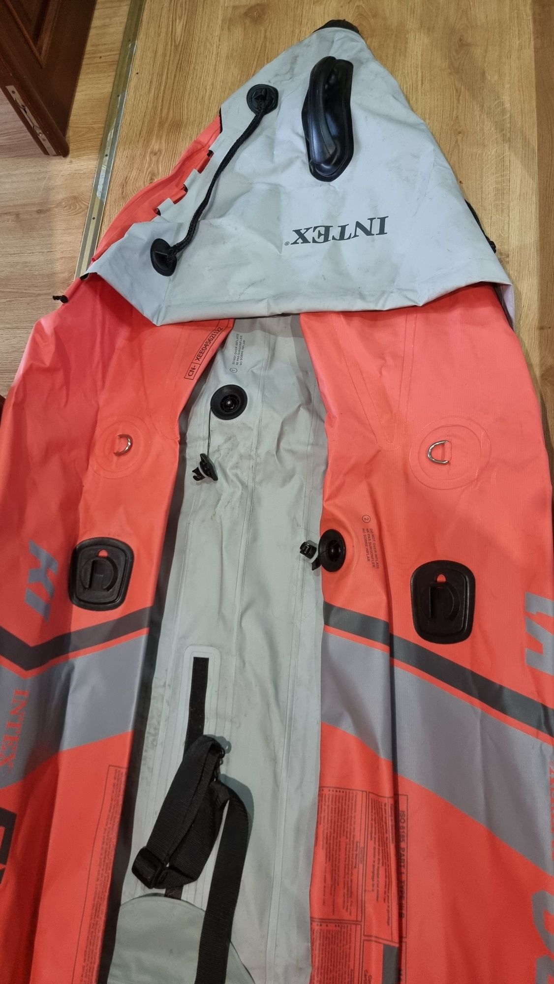 Надувная лодка байдарка б/у Intex EXCURSION PRO K1, 68303