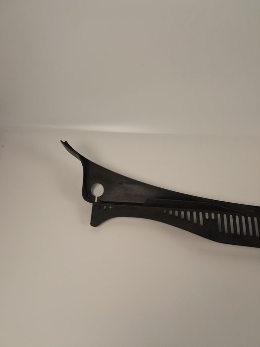 Жабо VW Caddy Touran 2003-2010p Накладка під лобове скло Кадди Тоуран