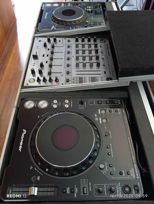 Pioneer CDJ 1000 MK3 + Mesa Mistura Pioneer DJM 600