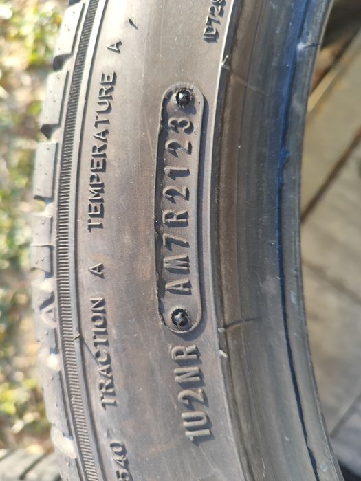 Opona sumitomo htr p03 255/40 r19