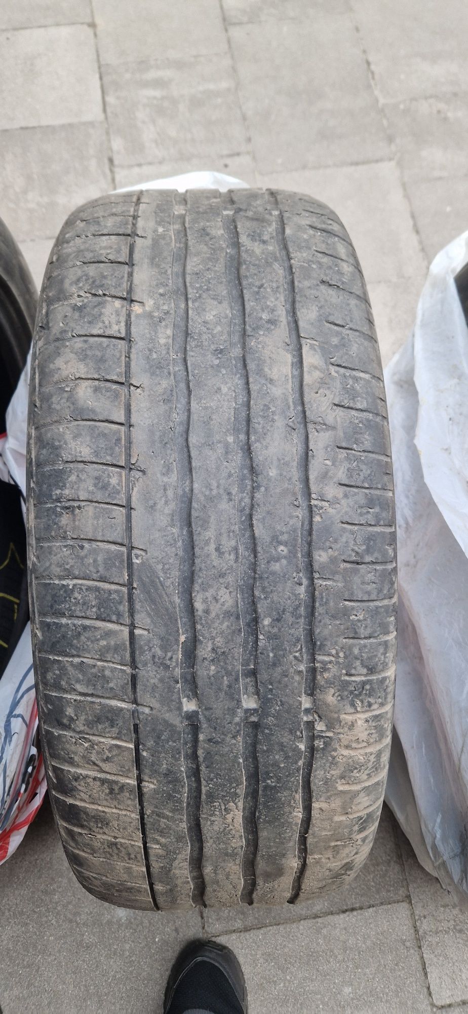 Продам шини MAXXIS S-PRO SUV 245.50.20 2 шт кращі 2 шт хужі