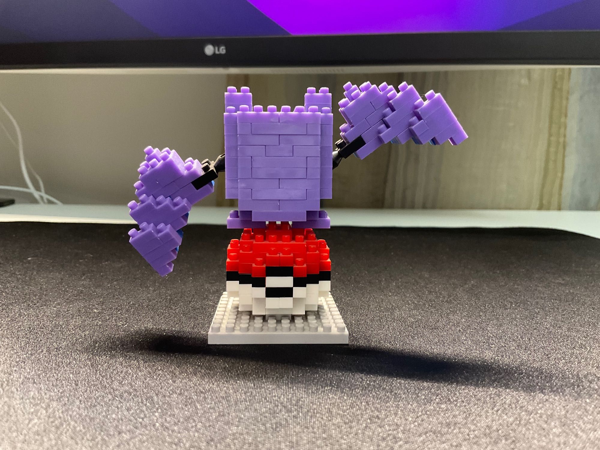 Mini Lego Pokémon Zubat com Pokébola Blocos