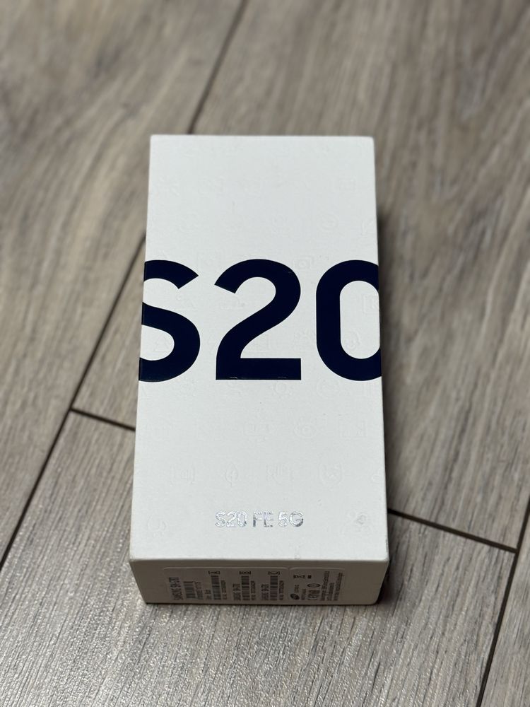 Samsung Galaxy S20 FE 5G 6/128Gb