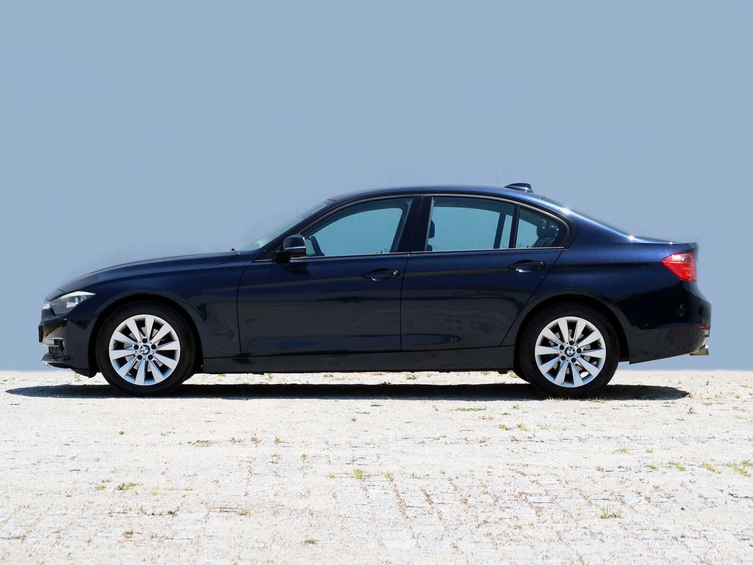 BMW 318d Line Modern, 1995cm3, 143cv, nacional, 2015