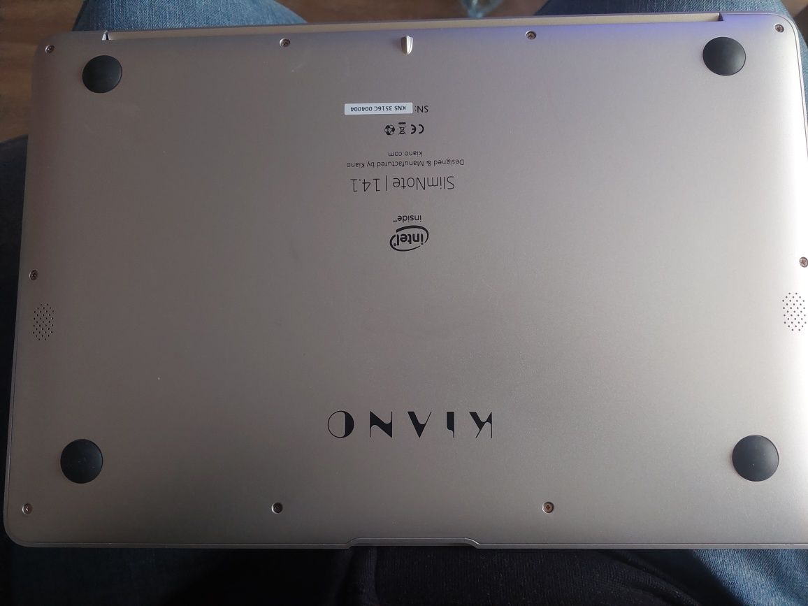 Laptop Kiano SlimNote 14.1