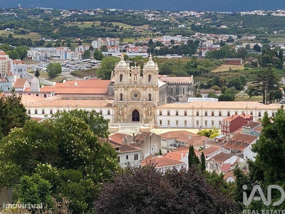 Terreno em Alcobaça e Vestiaria de 3454,00 m2