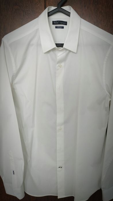 Fato Mango Slim (casaco 46, calça 38) + camisa Oferta Mango