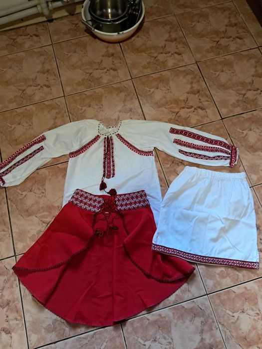 Костюм український вишиванка