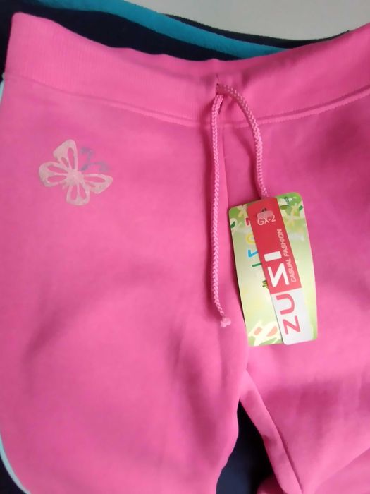 Spodnie dresowe dla dziewczynki NOWE z metką 122cm