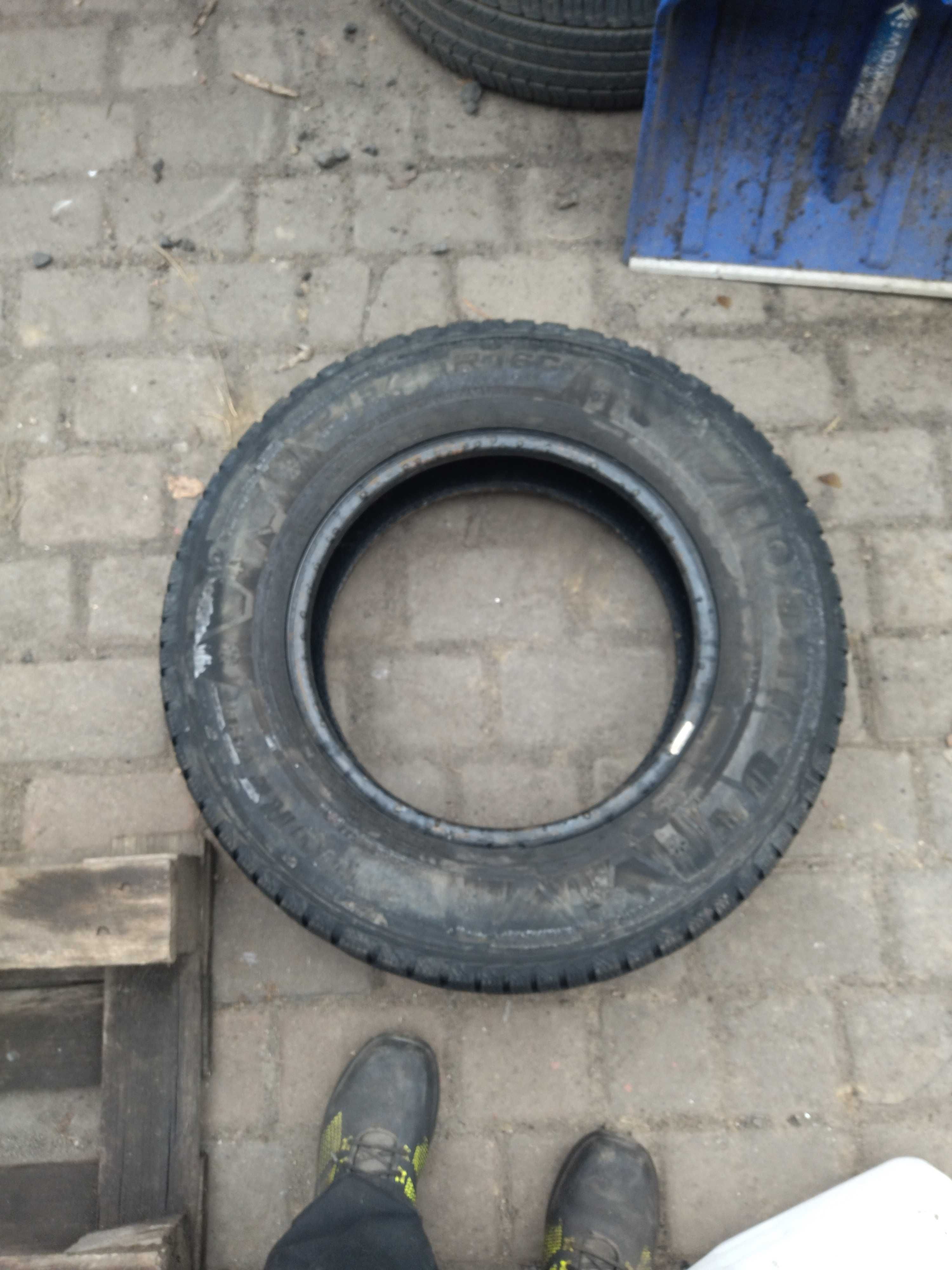 215/75R16C Sailun Endure WSLI Dot2722 4szt. zima 8mm.