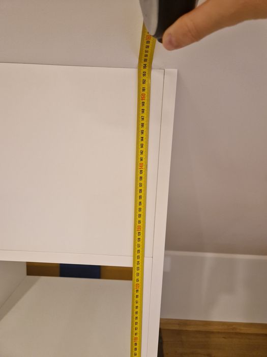 Regał, zabudowa pod skos, bialy stolarz