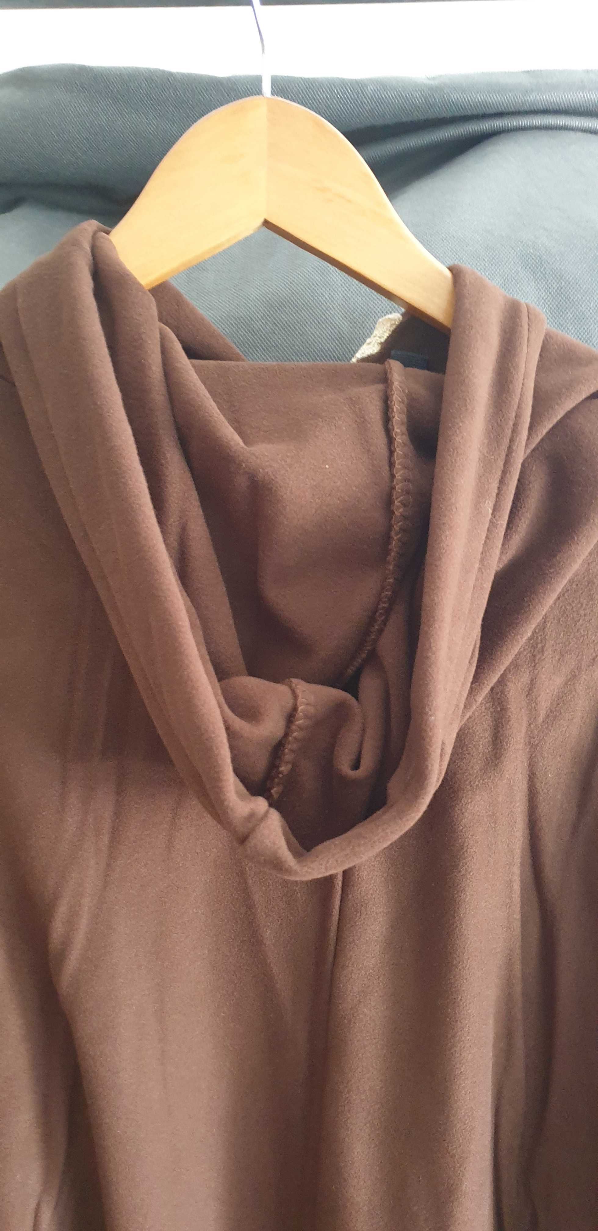 Vestido polar com capuz