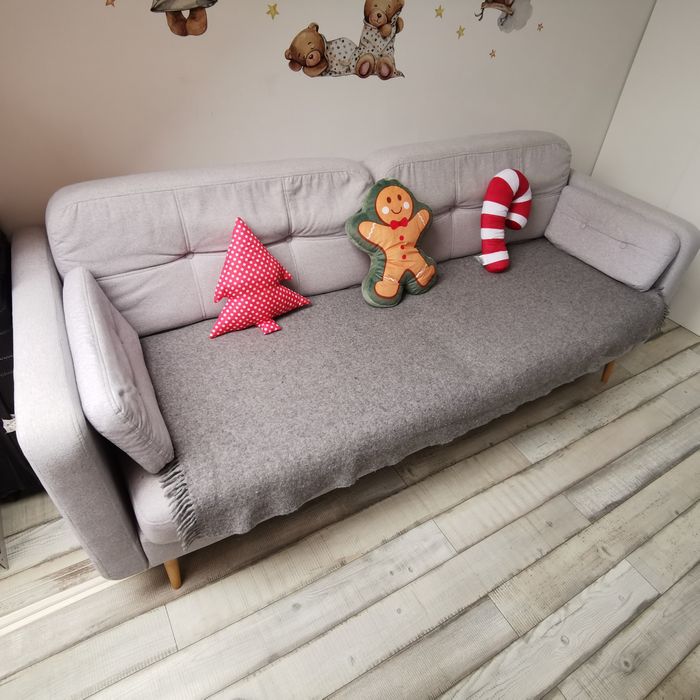 Szara sofa kanapa z funkcją spania Cornet II Lux z Black Red White