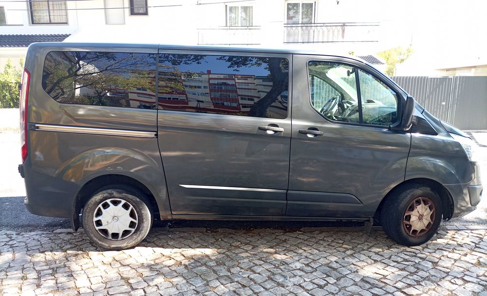 Ford Transit Custom 2.0 Tdci 9 Lugares