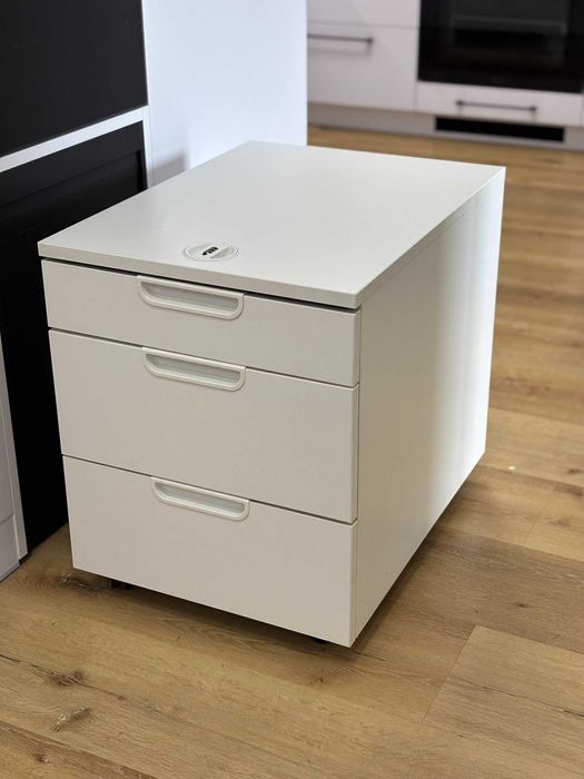 Ikea Galant - kontenerek z szyfrem na kółkach SZ: 45 W: 55 G: 60
