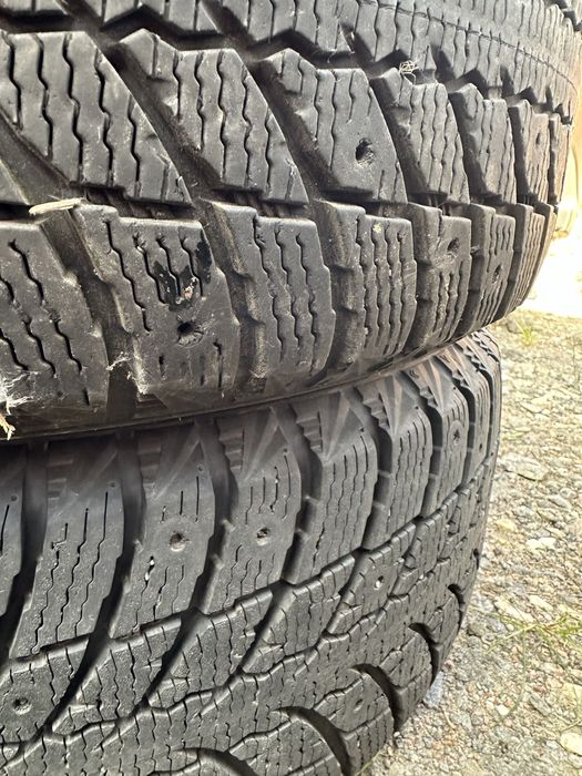 Шини зимові з дисками 215/55 R17 Winrun 7x17 ET50 5x114.3