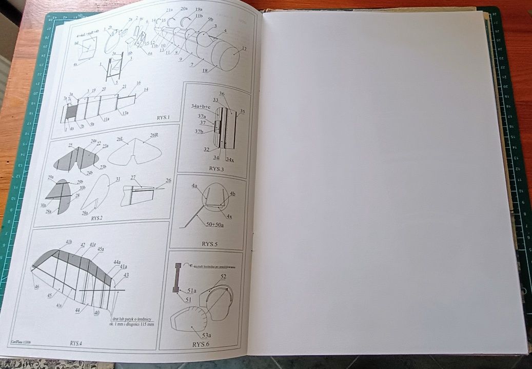 Mały Modelarz, Model Kartonowy