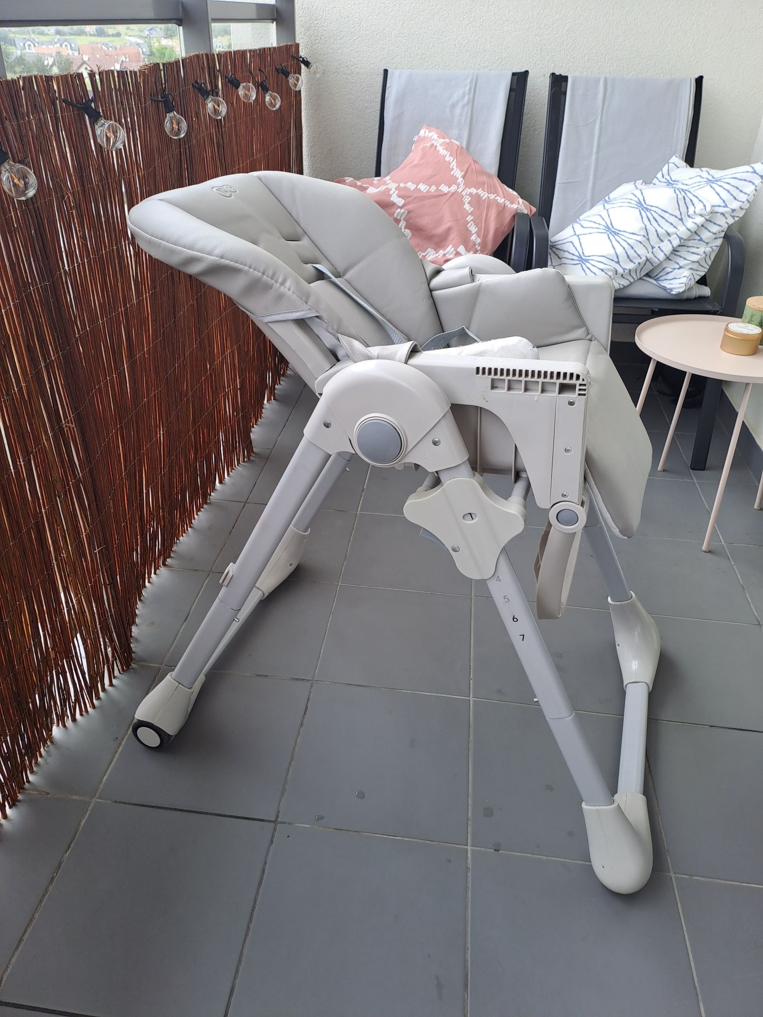 Krzesełko do karmienia kinderkraft