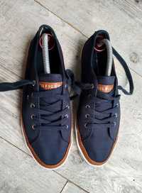 Sprzedam trampki Tommy Hilfiger 39