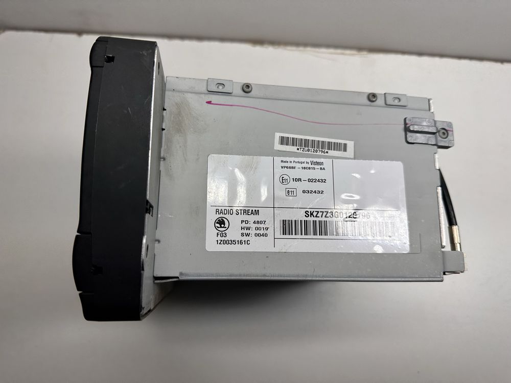 Штатна магнітола 1Z0035161C Шкода Октавія А5 Skoda Octavia A5