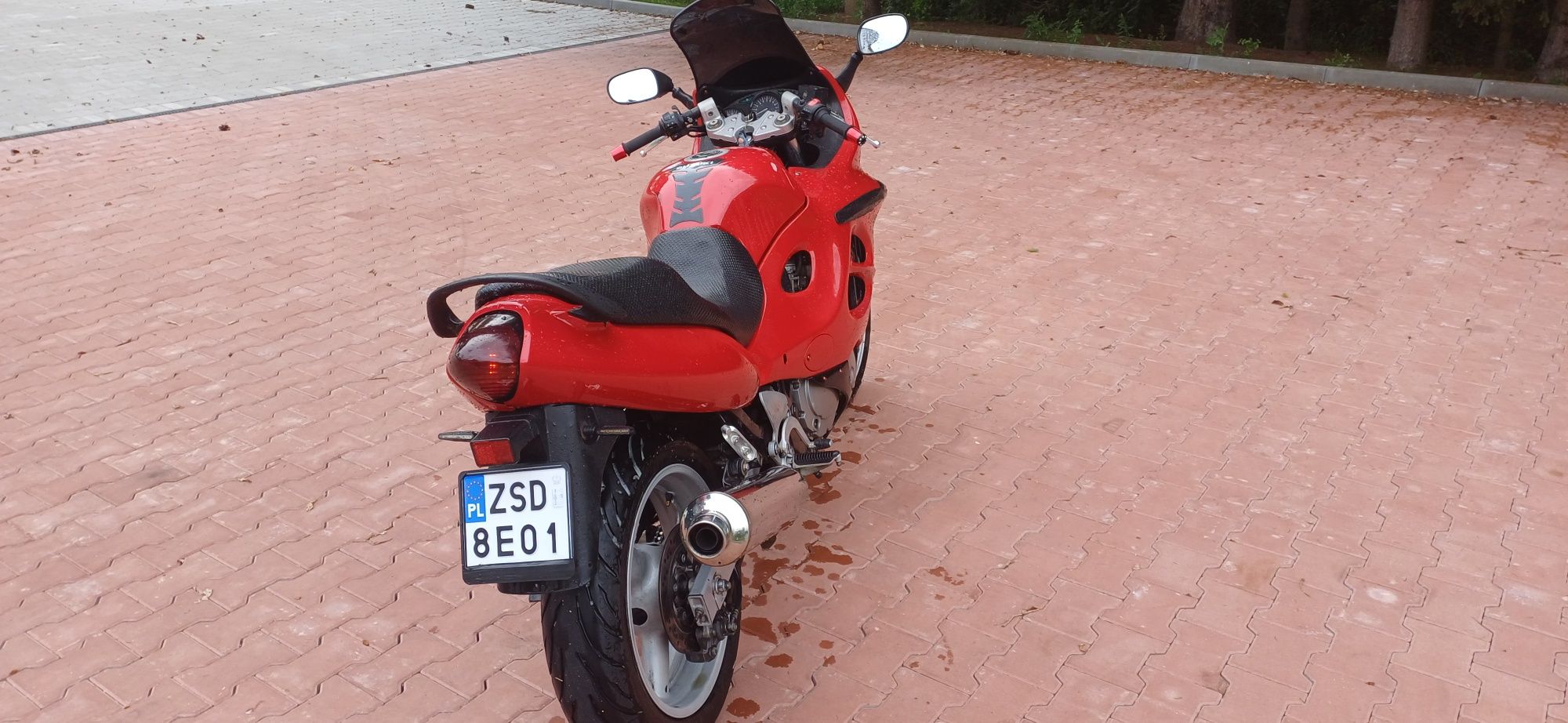 GSX F 750 katana