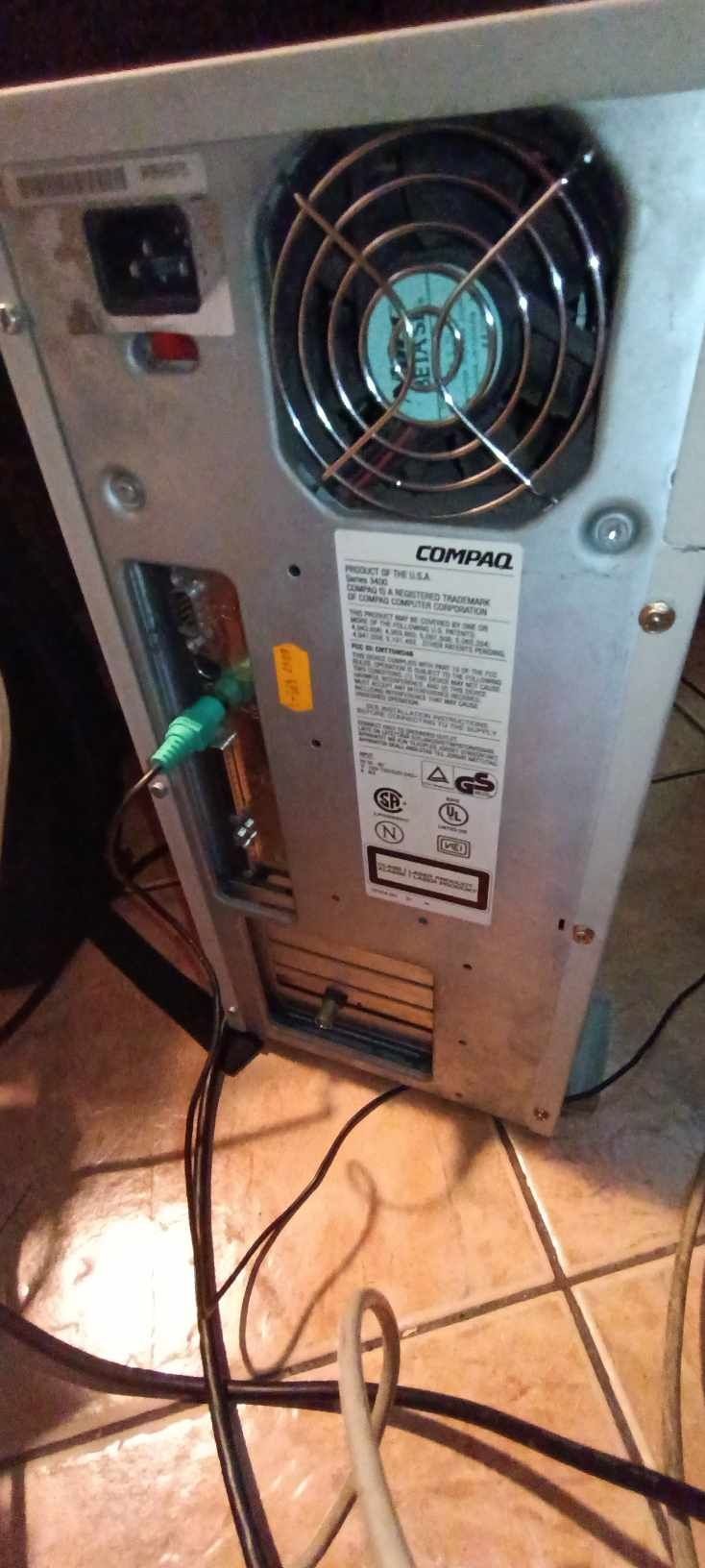 Retro Komputer PC Compaq (Intel 486 SX)