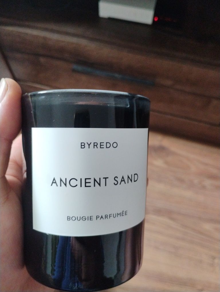 Świeca zapachowa Byredo