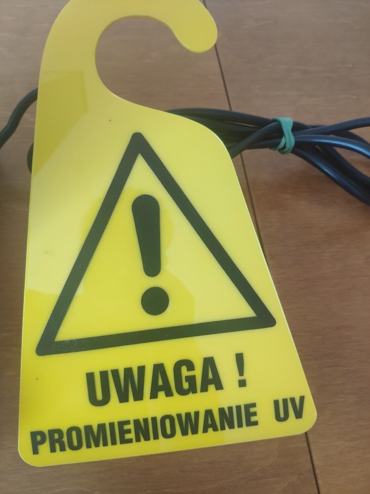 Przenośne urządzenie do sterylizacji pomieszczeń światem UV