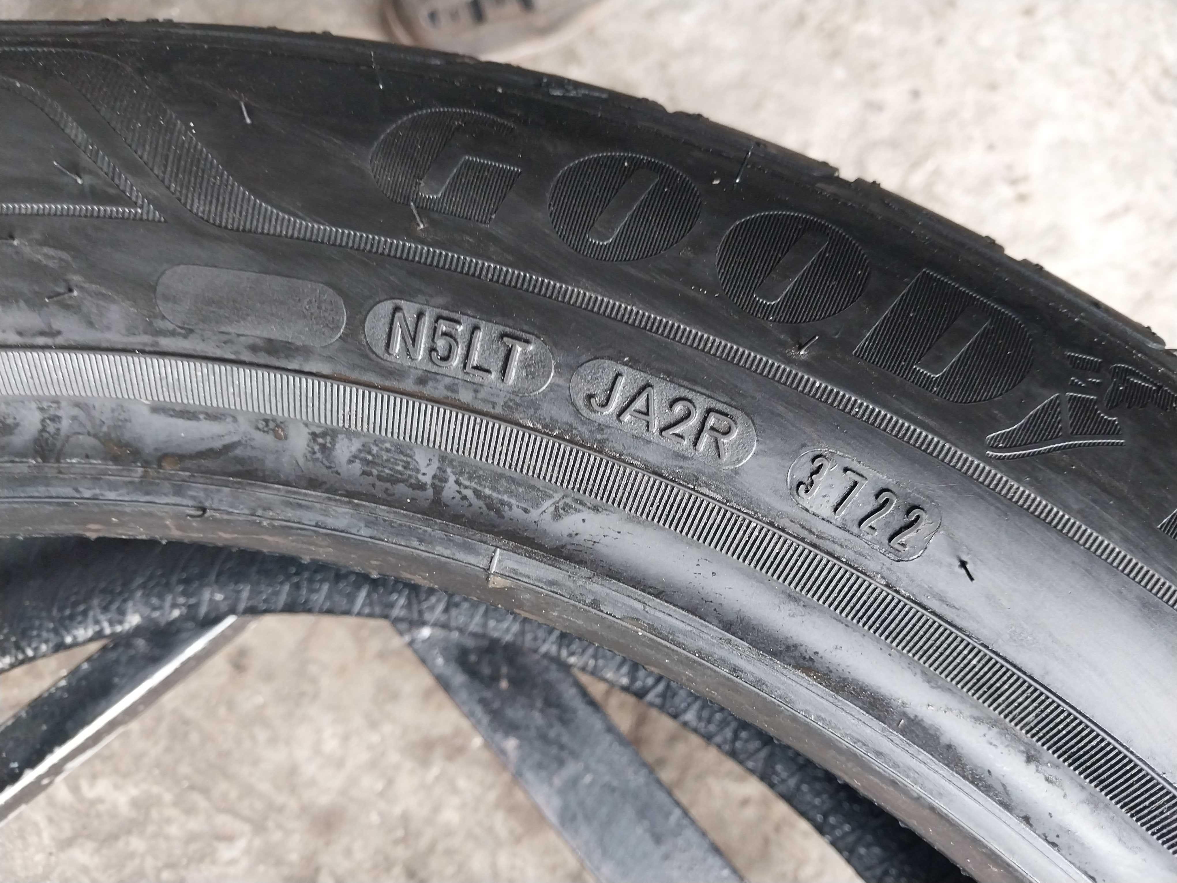 215 55 19 Goodyear, літо. Ціна за 4 шт.. 14900.