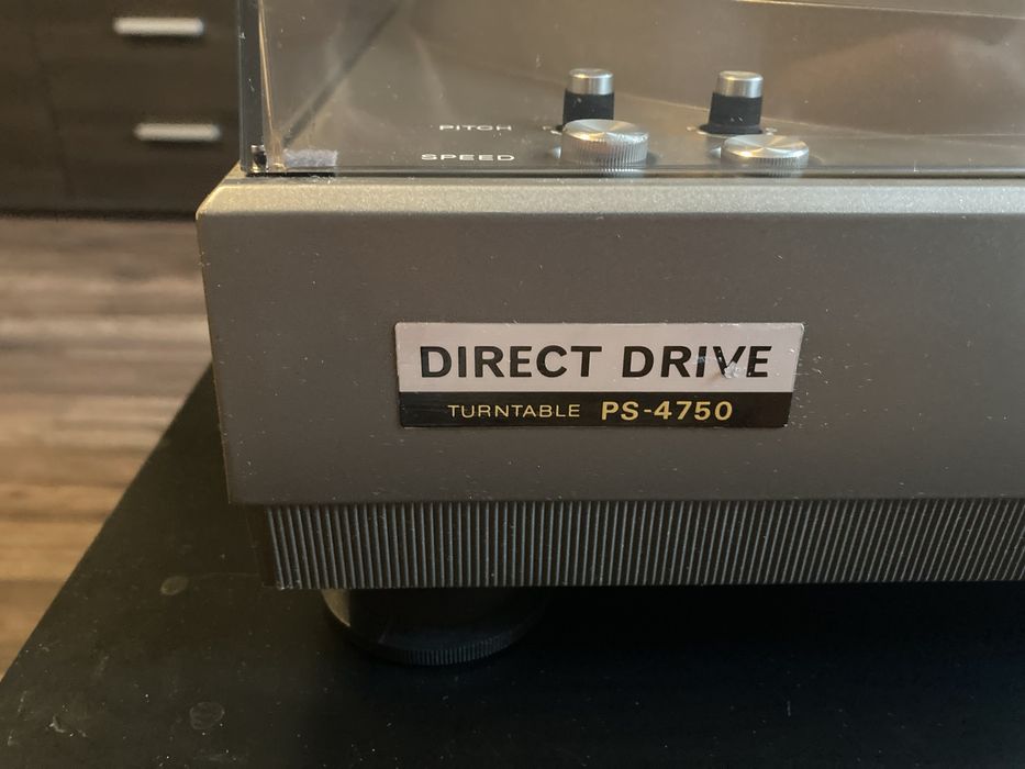 Gramofon Sony PS 4750