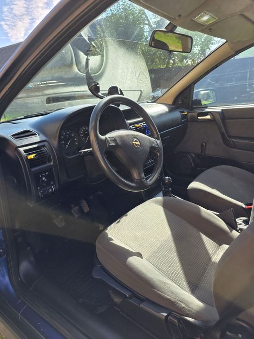 Продам Opel Astra 1,4 газ-бензин
