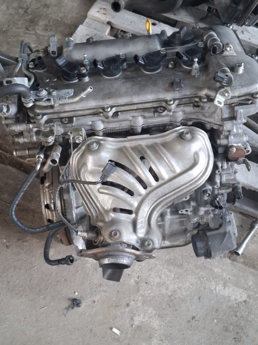 Двигун Toyota Avensis T27 1.8 2zr-fae