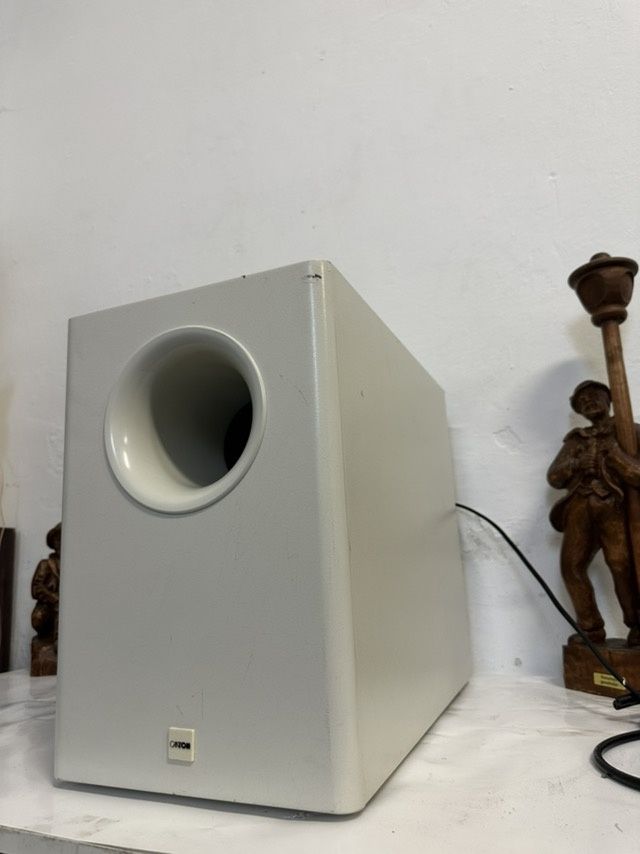 Subwoofer aktywny Canton AS 10., 100 watt.