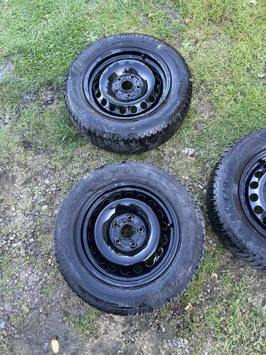 Sprzedam opony 2x Bridgestone + 2x Goodyear 15