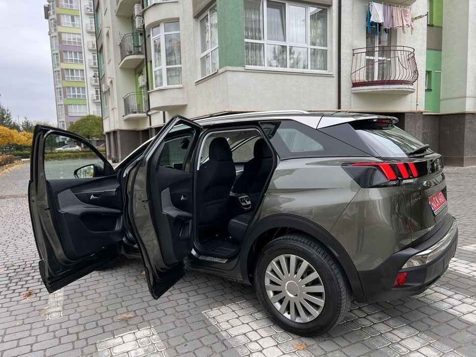 Peugeot 3008 2018 2.0 дизель не фарбований жоден елемент