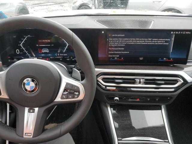 BMW 330xi 2024 (США)