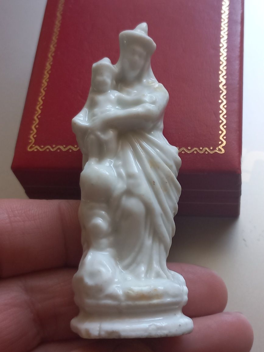 Stara figurka - Madonna z dzieciątkiem, Matka Boska, porcelana