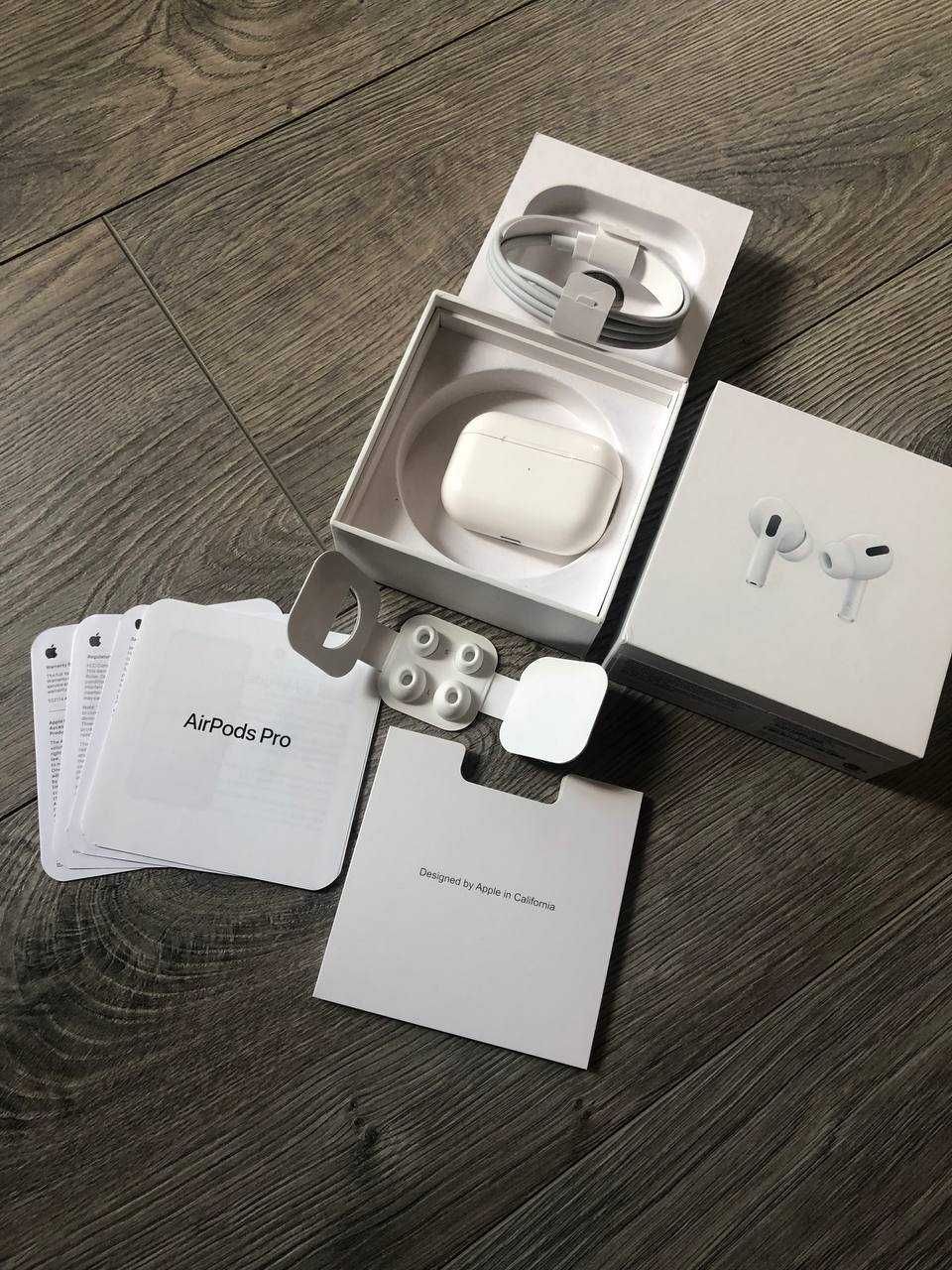 Навушники AirPods Pro original в гарному стані.