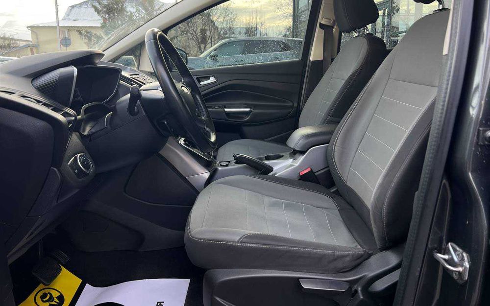 Ford C-Max 2016 року