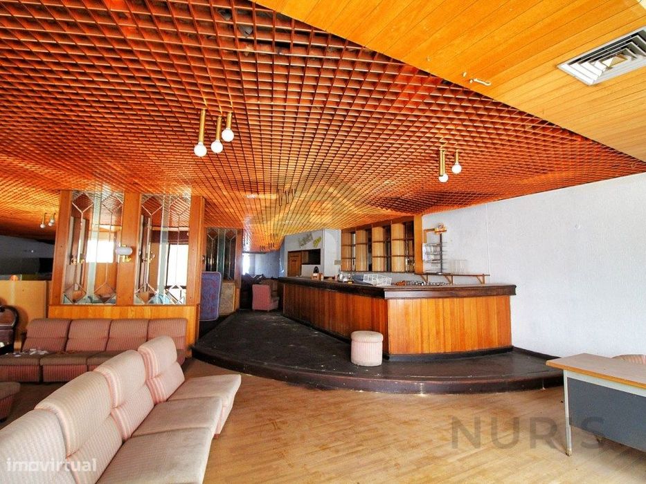 Loja para Venda na Praia da Rocha em Portimão, Algarve